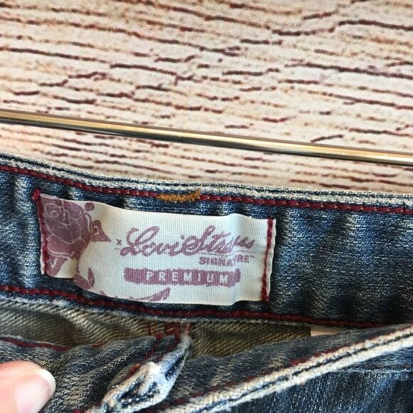 LEVIS JEANS SKIRT WITH EMBROIDERY & RELEASED HEM‎ - Picture 5 of 6